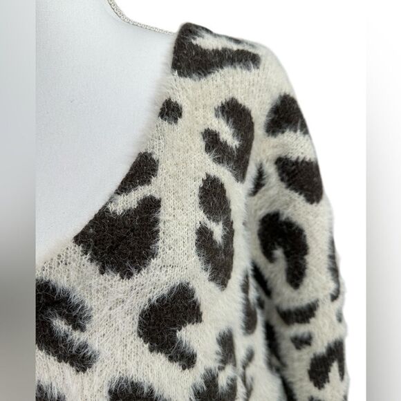 POL Leopard Print Sweater Women's Small - Picture 5 of 10